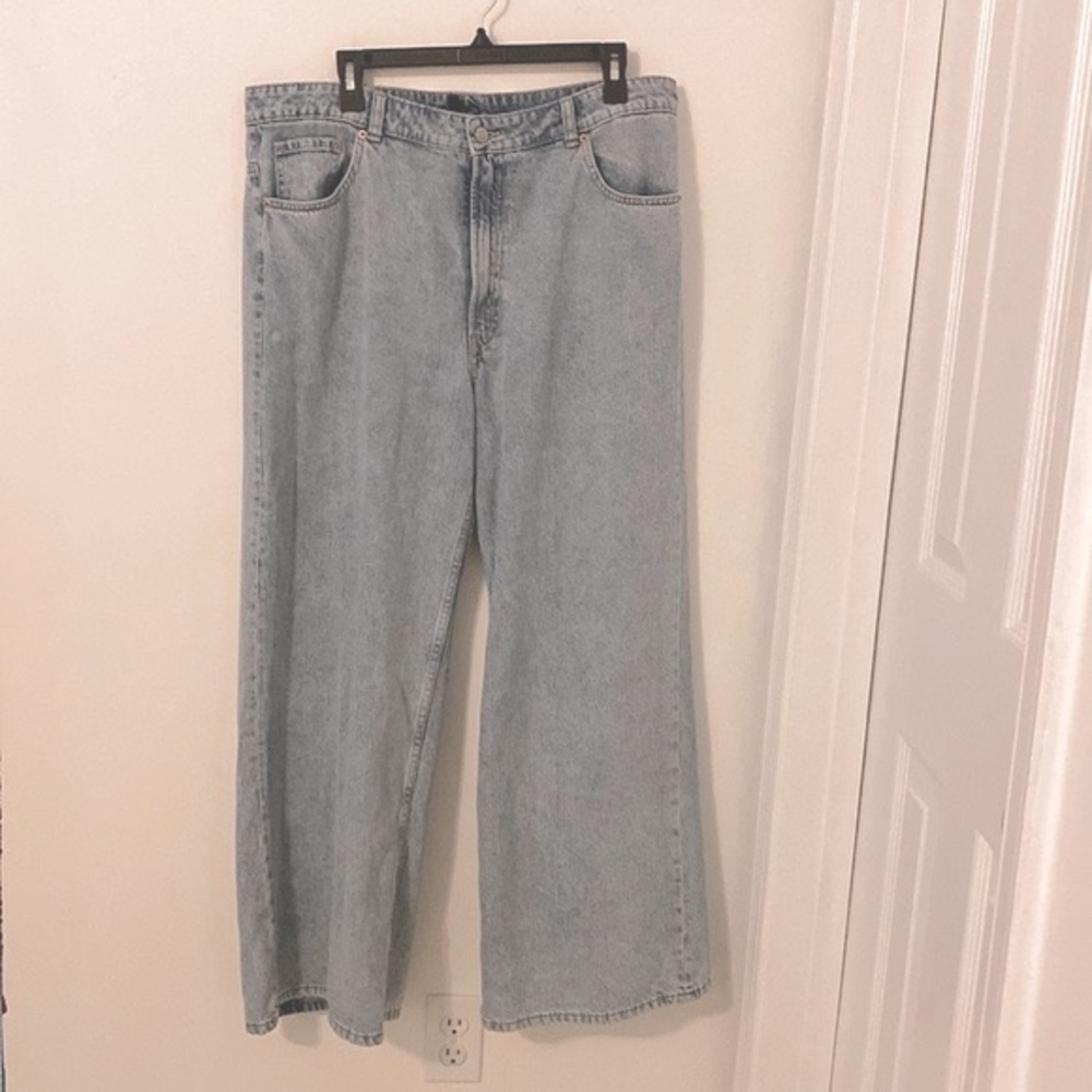 H&M light blue wide cut denim jeans